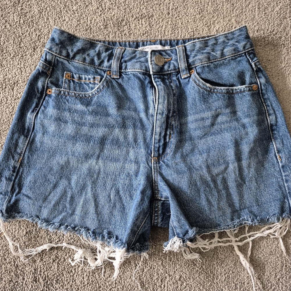 Garage Jean Mom Short